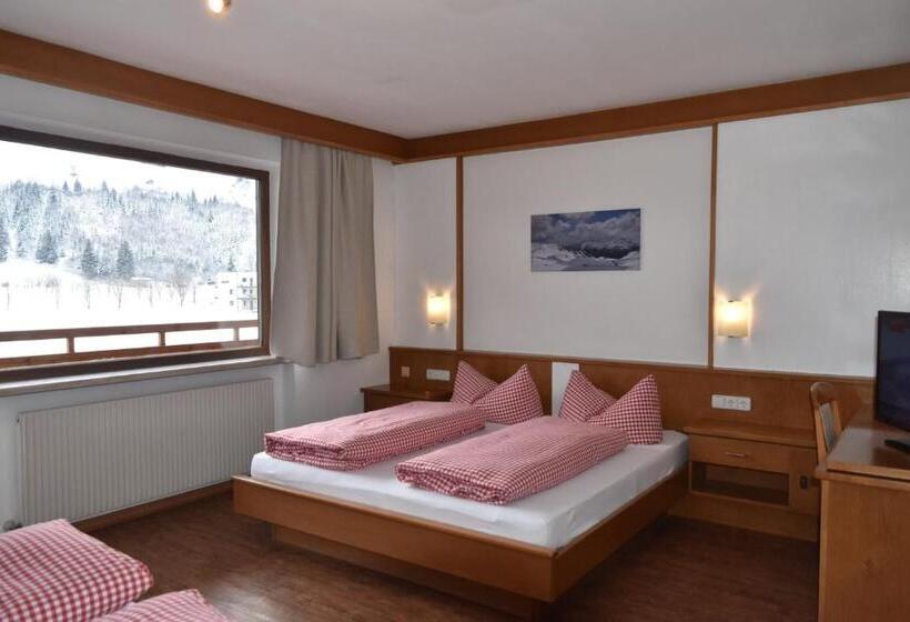 Четырехместный Номер Стандарт, Alphotel Mittersill