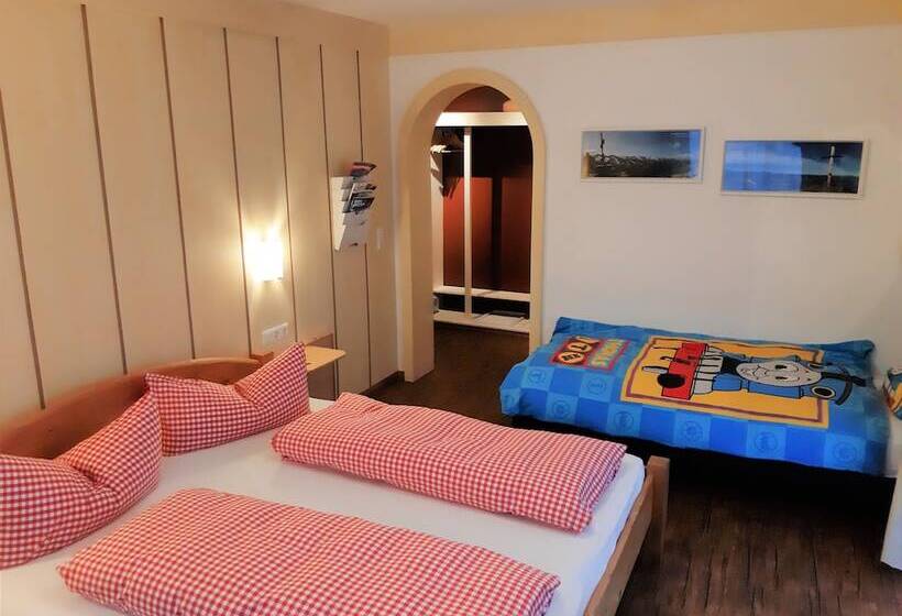 Номер Стандарт Трехместный, Alphotel Mittersill