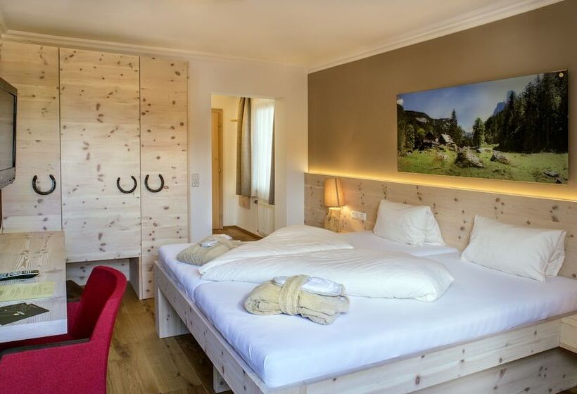 Номер Стандарт Индивидуальный с Балконом, Lifestyle Hotel Eder