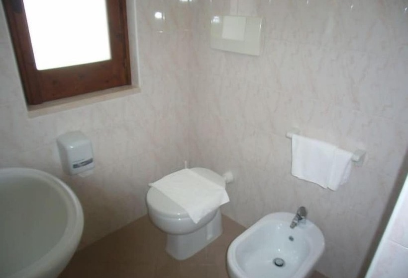 Quarto Estandar, Parco Carabella