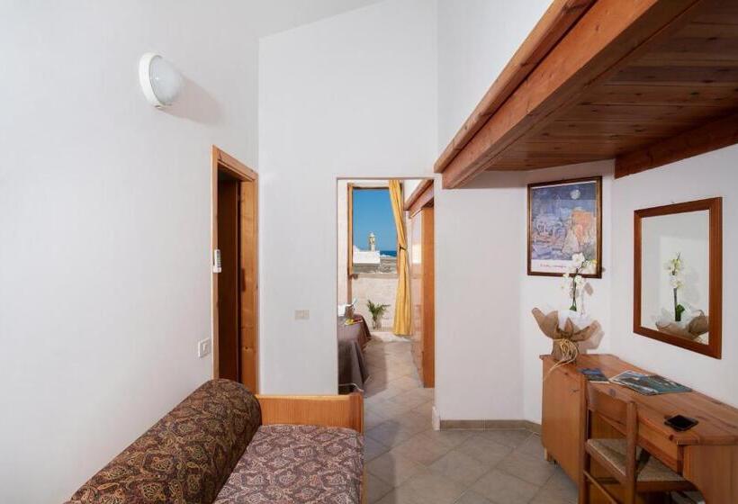 Номер Стандарт Трехместный, Punta San Francesco