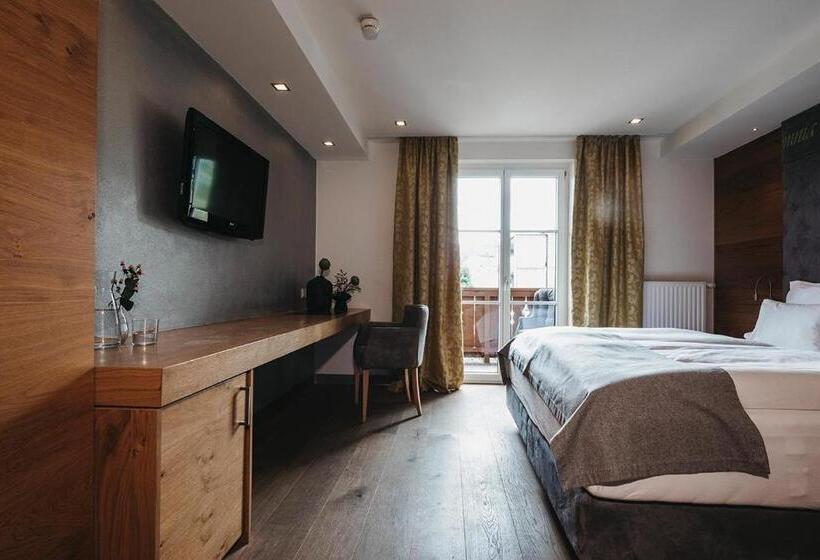 اتاق لوکس با چشم‌انداز باغ, Sonnhof Alpendorf   An Adults Only Place