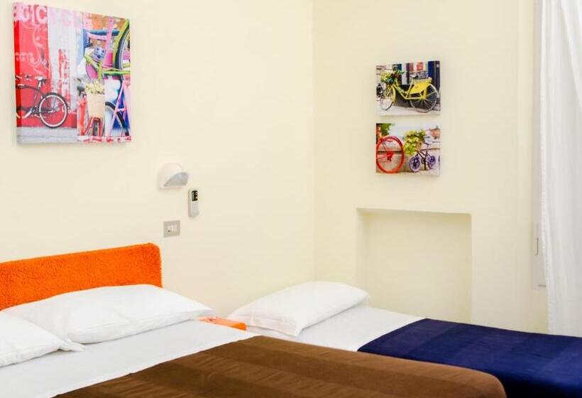 Четырехместный Номер Стандарт, Albergo Villa Gaia