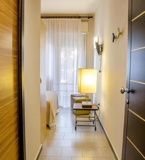 Quarto Estandar, Garden