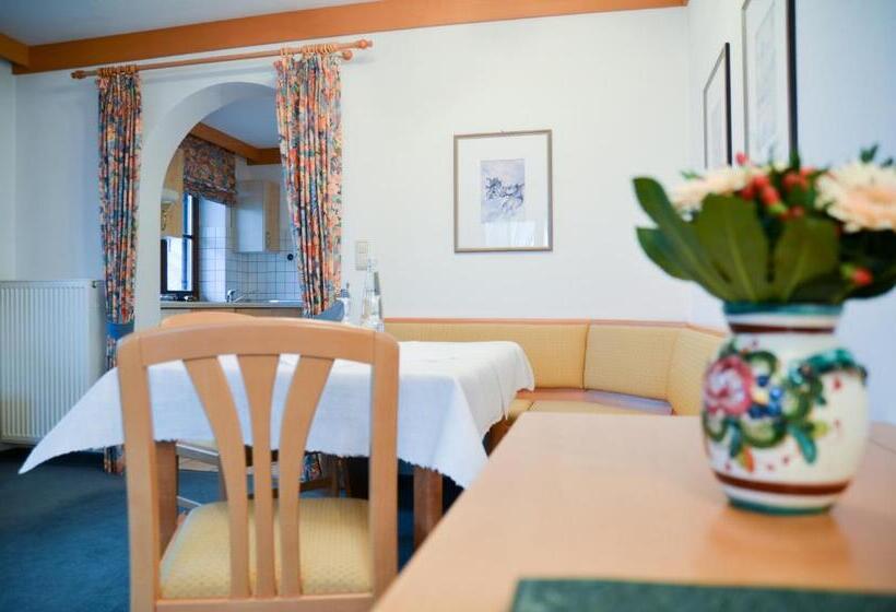 Апартаменты 1 Спальня, Restaurant Alpenhof