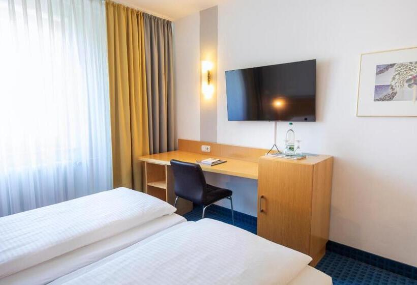 Номер Комфорт, Achat Hotel Suhl