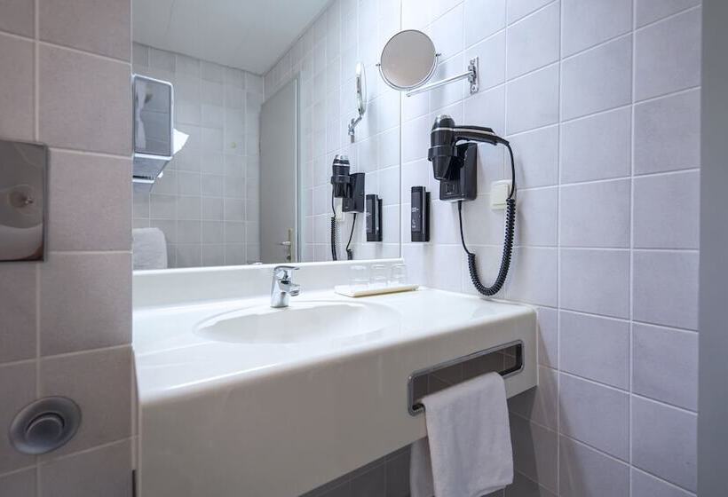 Полулюкс, Achat Hotel Suhl