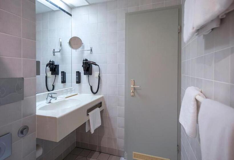 Полулюкс, Achat Hotel Suhl