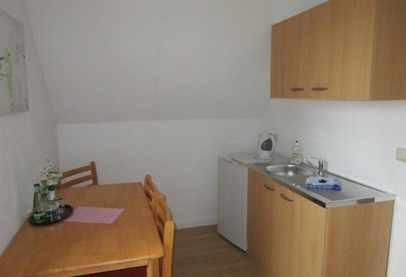 Номер Стандарт Трехместный, Greizer Kammhütte Gaststätte & Pension
