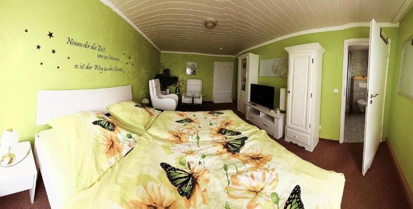 Номер Стандарт, Pension Haus Germania
