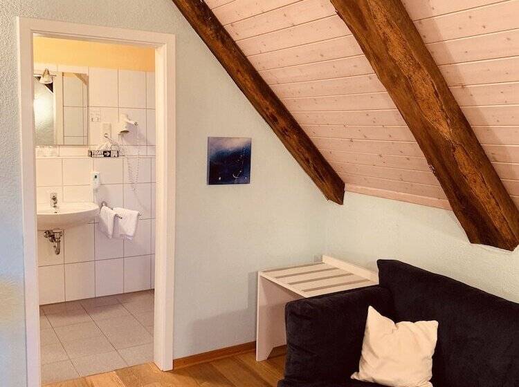 标准间, Eichenhof