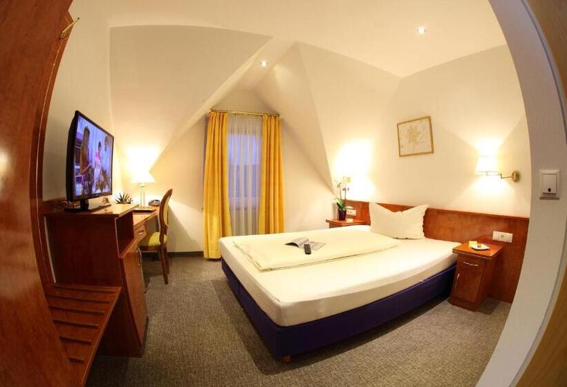 스탠다드 싱글 룸, Garni Hotel Goldenes Lamm