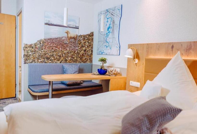 컴포트 룸, Garni Hotel Goldenes Lamm