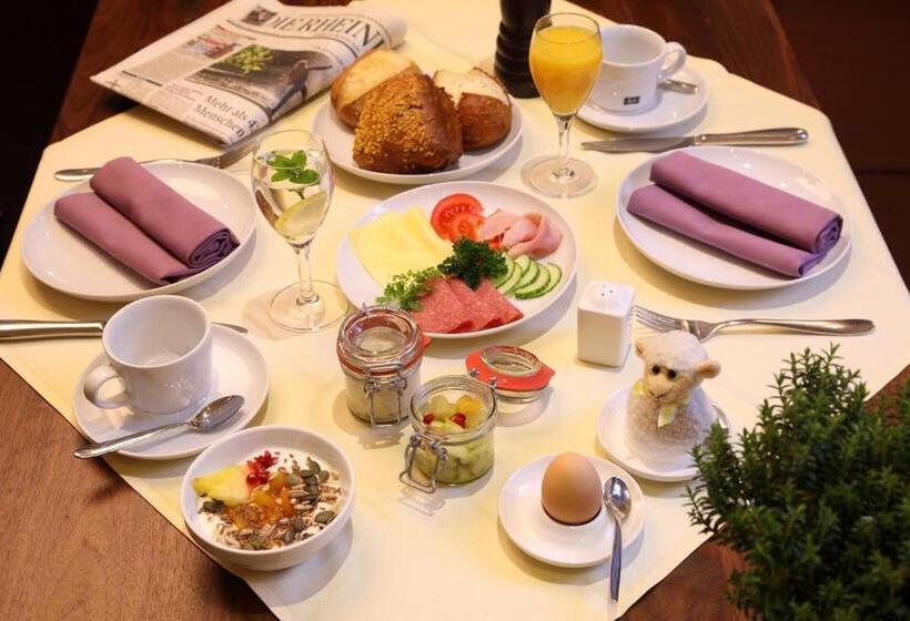 패밀리 룸, Garni Hotel Goldenes Lamm