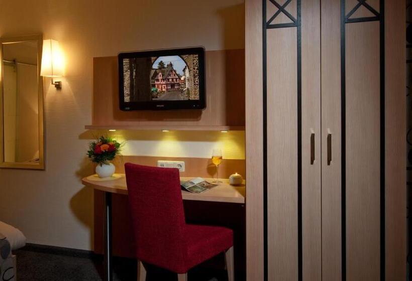 Номер Стандарт, Restaurant Pollmanns