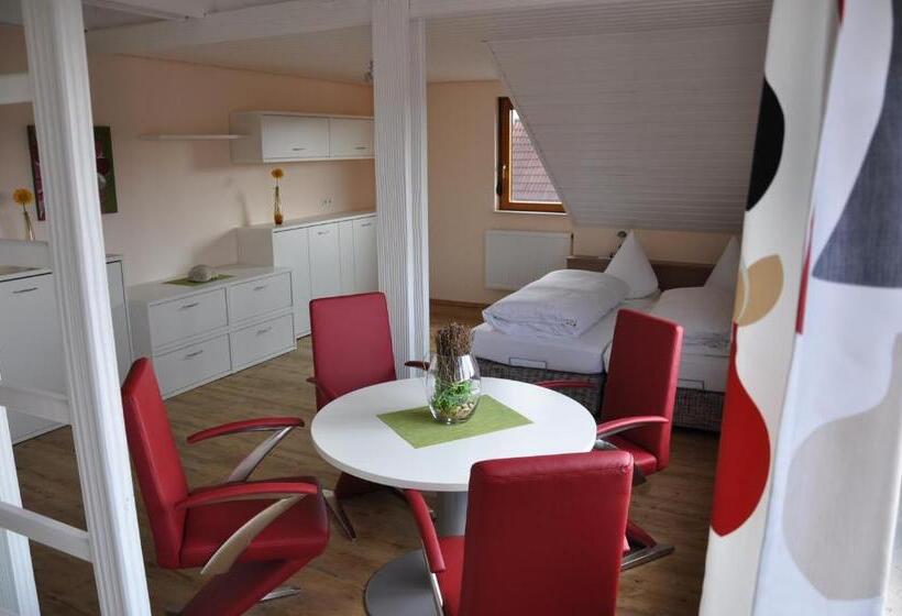 Номер Стандарт, Löwen Hotel & Restaurant