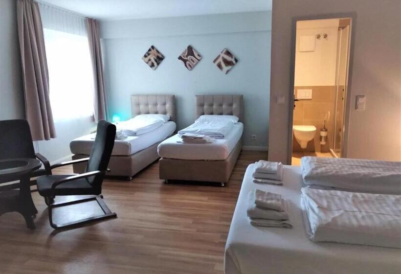 Четырехместный Номер Стандарт, M&a Cityhotel Hildesheim