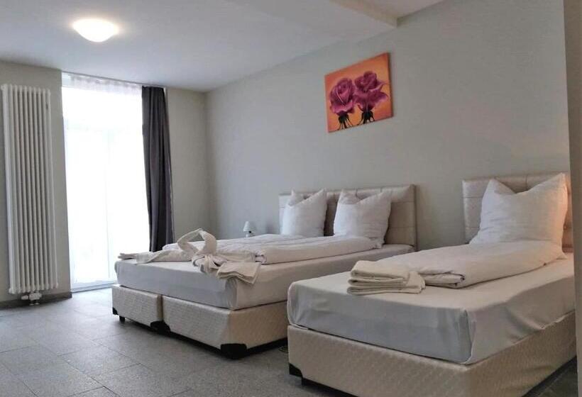 Номер Стандарт Трехместный, M&a Cityhotel Hildesheim