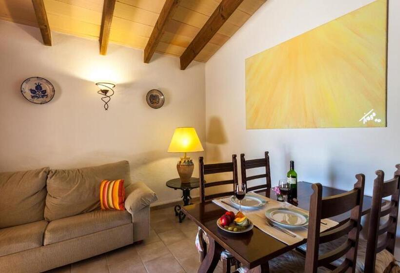 Люкс, Finca Can Estades