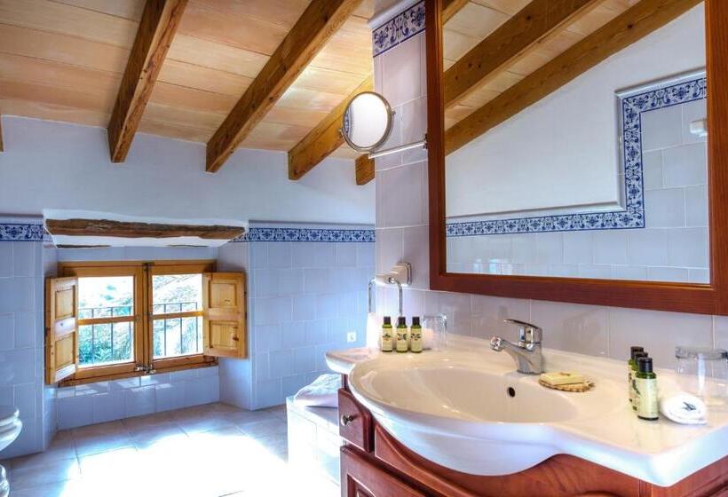 Номер Стандарт с Балконом, Finca Can Estades