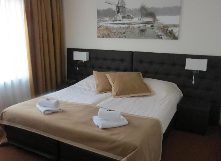 Family Suite, Restaurant   Cafe  Geertien