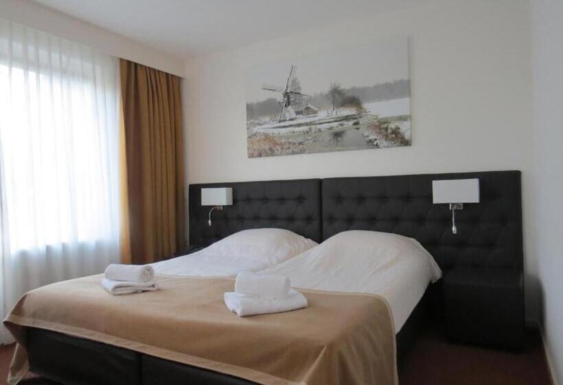 Family Suite, Restaurant   Cafe  Geertien