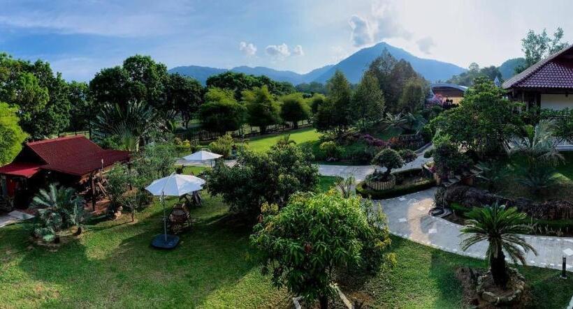 Семейный Номер Вид на Горы, Singgahsana Villa
