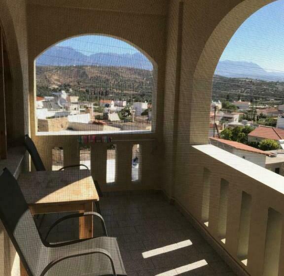 Семейный Номер, Pension Nikos