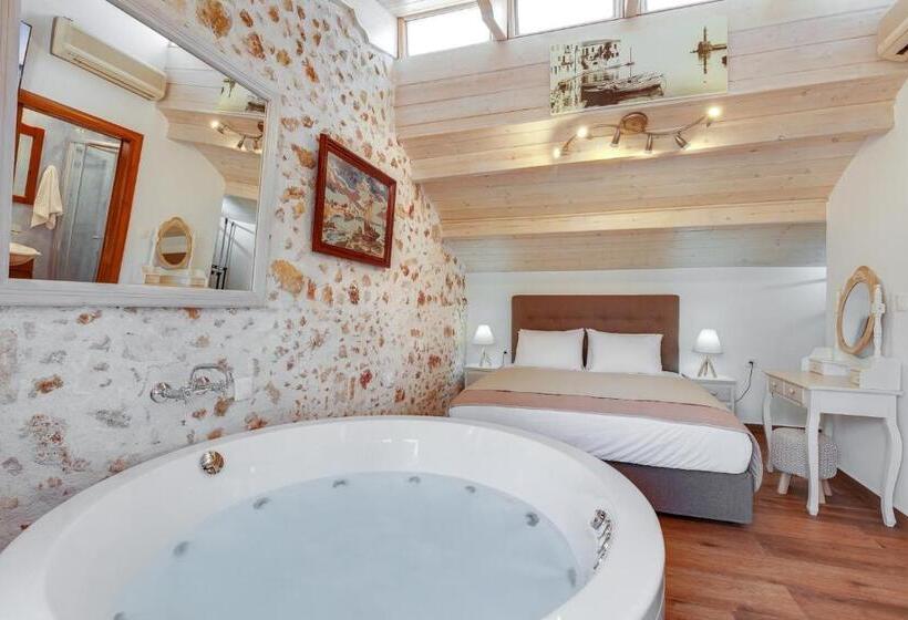 带按摩浴盆的套房, Hamam Suites Portou