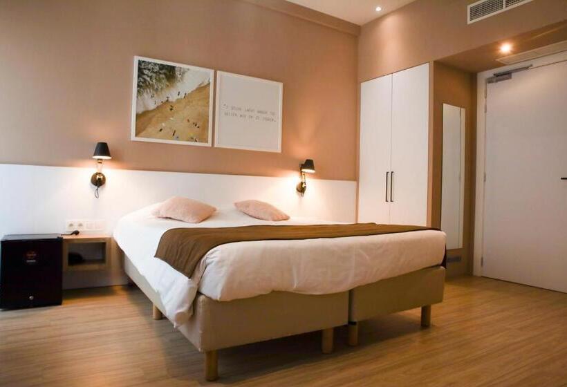 Четырехместный Номер Deluxe, Alfa Inn