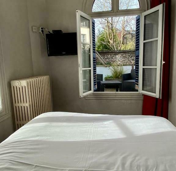 Номер Стандарт, Hôtel Céline   Hôtel De La Gare