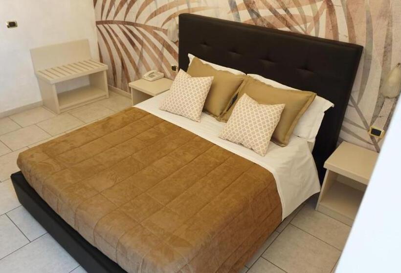 اتاق استاندارد چهار تخته, Riva Del Sole