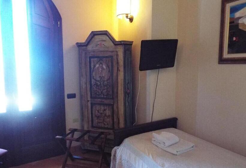 标准单人间, Turismo Rurale Cefalù