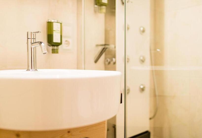 Апартаменты 1 Спальня, Romantik & Family Hotel Gardenias
