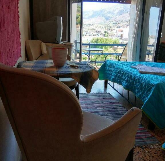 Студия Стандарт, Zakros Rooms Restaurant