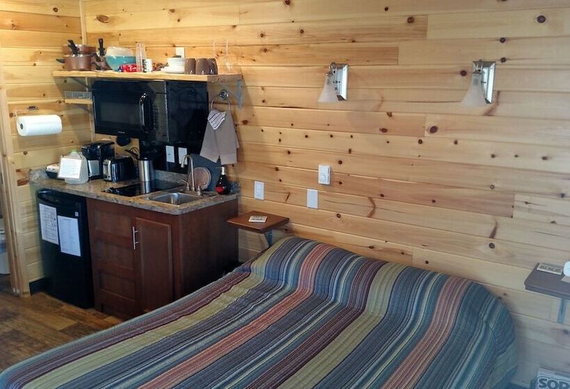 Хижина Deluxe, Crescent Beach And Rv Park