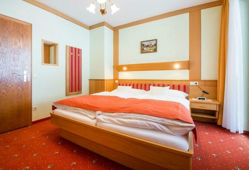 Номер Стандарт с Балконом, Frühstückspension Rötelstein