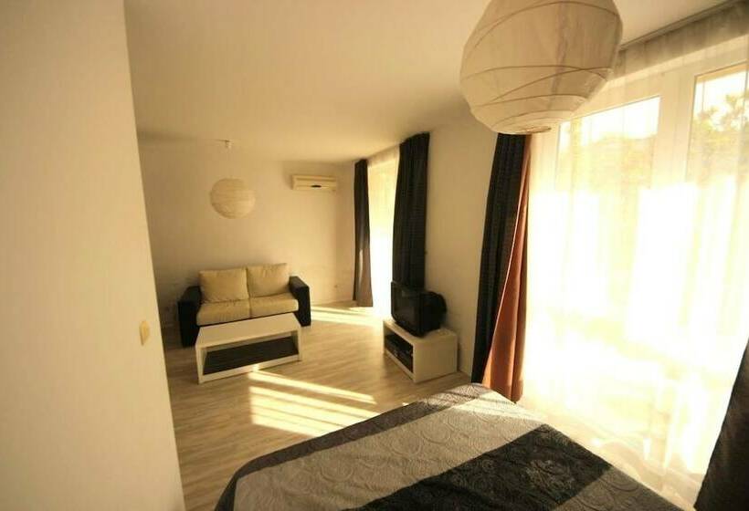 إستوديو قياسى, Boutique Suites Rainbow 4