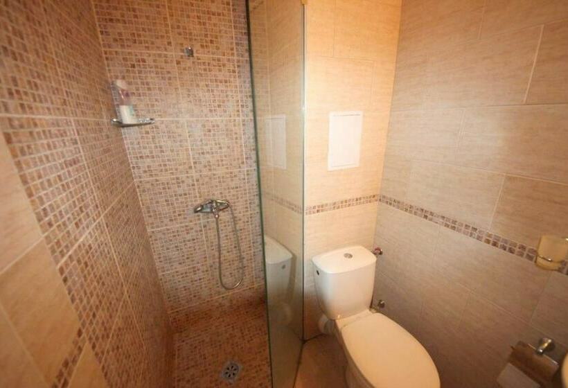إستوديو قياسى, Boutique Suites Rainbow 4