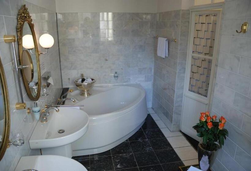 חדר דלוקס, Design Hotel Zur Abtei