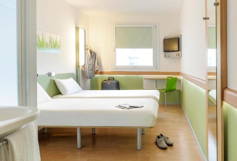 Номер Стандарт, B&b Hotel Braunschweig West