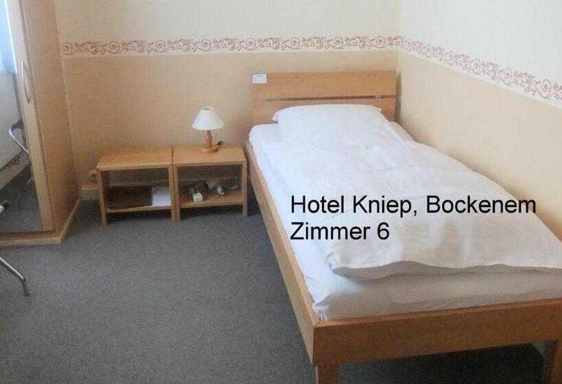 스탠다드 싱글 룸, Kniep