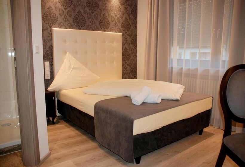 Номер Deluxe Одноместный, Zur Linde