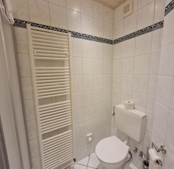 Номер Стандарт, Waldquelle   Baumhaushotel Aerzen