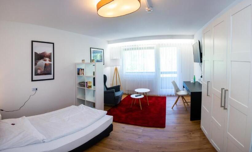 Апартаменты 1 Спальня, Quellenhof Bad Urach