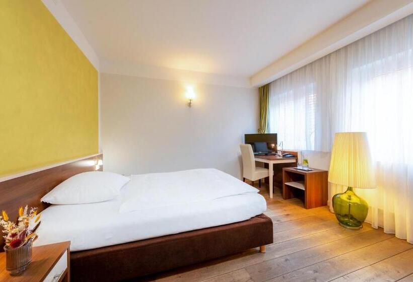 Номер Комфорт Индивидуальный, Behls Genusshotel Im Brennhaus