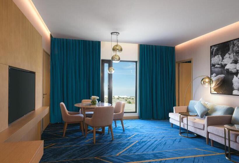 سوییت, Maani Muscat Hotel & Suites