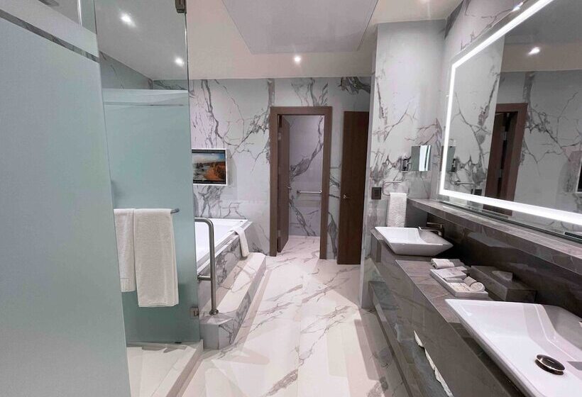 Люкс Кровать Кинг, Safi Royal Luxury Metropolitan