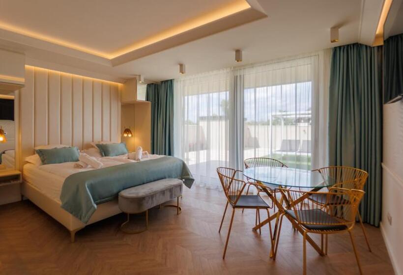 Апартаменты Deluxe 1 Спальня, Gold Wave Apartments