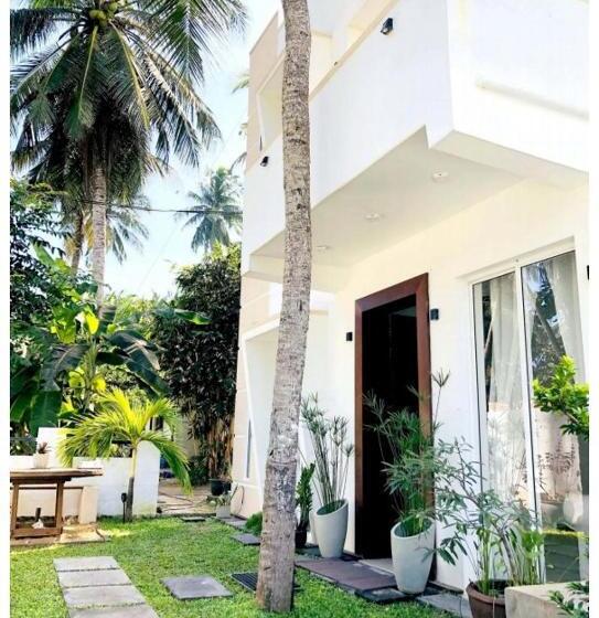 豪华三人间, Ayona Beach Villa